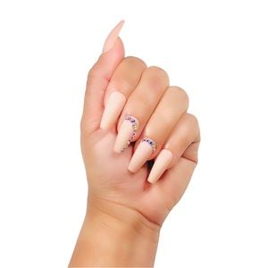 Long cofee nude diamond.